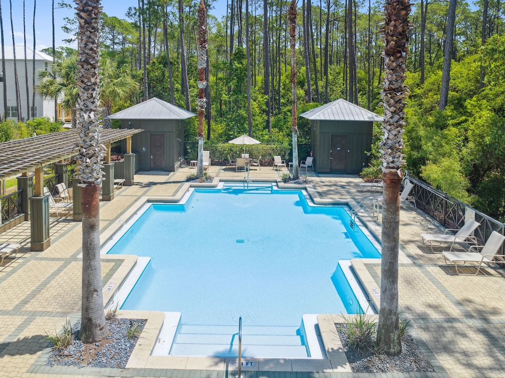 30A Beach House 30A Wonderland by PHG — 4-Star Luxury Hotel in Panama City Beach, United States