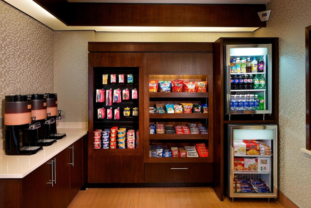 SpringHill Suites by Marriott Newark Liberty International - photo 24