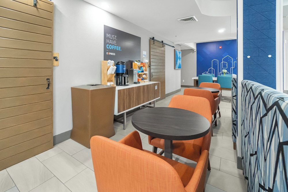 Holiday Inn Express Salt Lake City South Midvale by IHG - photo 40