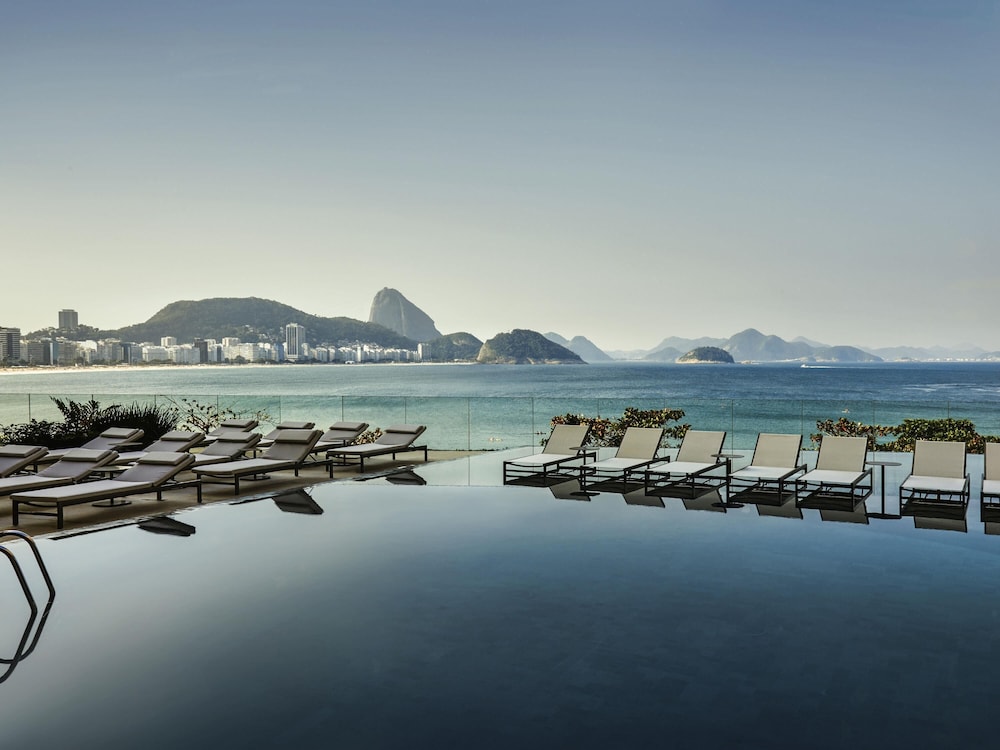 Fairmont Rio de Janeiro Copacabana — 5-Star Luxury Hotel in Rio De Janeiro, Brasil