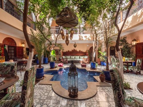 Riad Dar El Médina Heated Swimming pool jacuzzi & Spa — 4-Star Luxury Hotel in Marrakesh, Morocco