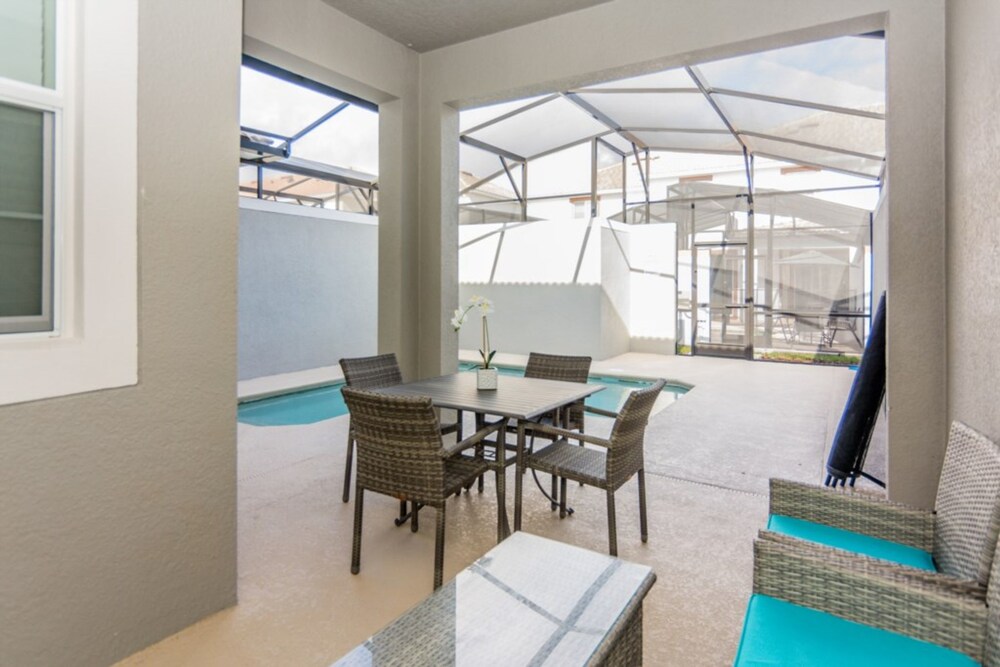 4 Bedrooms 3 Bathrooms Storey Lake 4809 Ll - photo 61