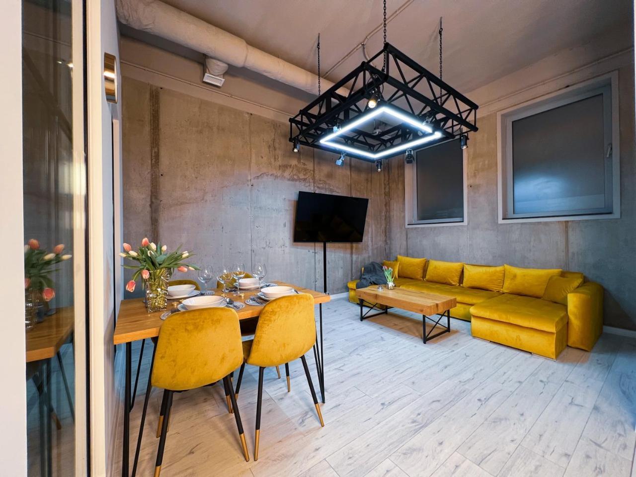 Mojemiedzyzdroje Lu 8b Luksusowy Apartament 100 Metrow Od Morza — 4-Star Luxury Hotel in Miedzyzdroje, Poland