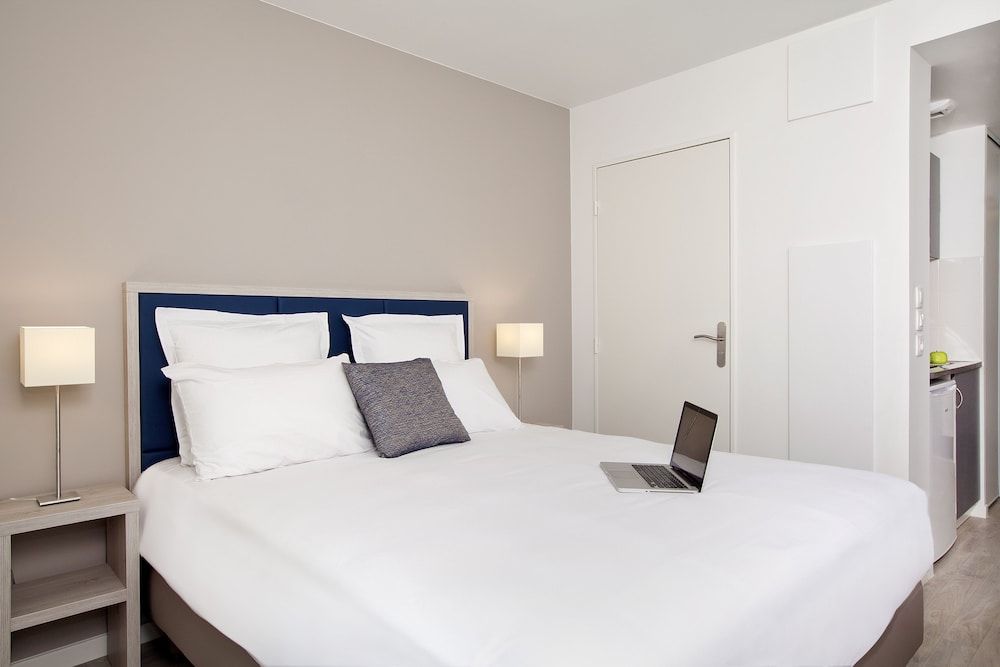 Sejours & Affaires Paris Vincennes - carbon neutral hotel in Vincennes