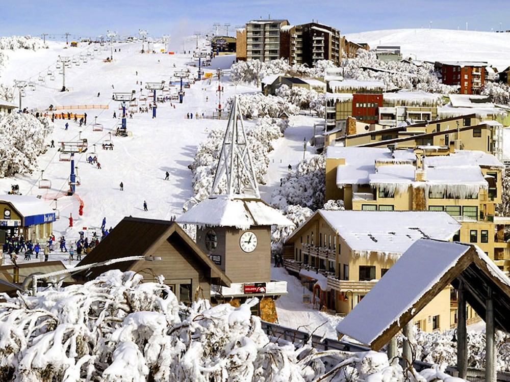 Mt Buller Chalet Hotel & Suites - carbon neutral hotel in Mount Buller