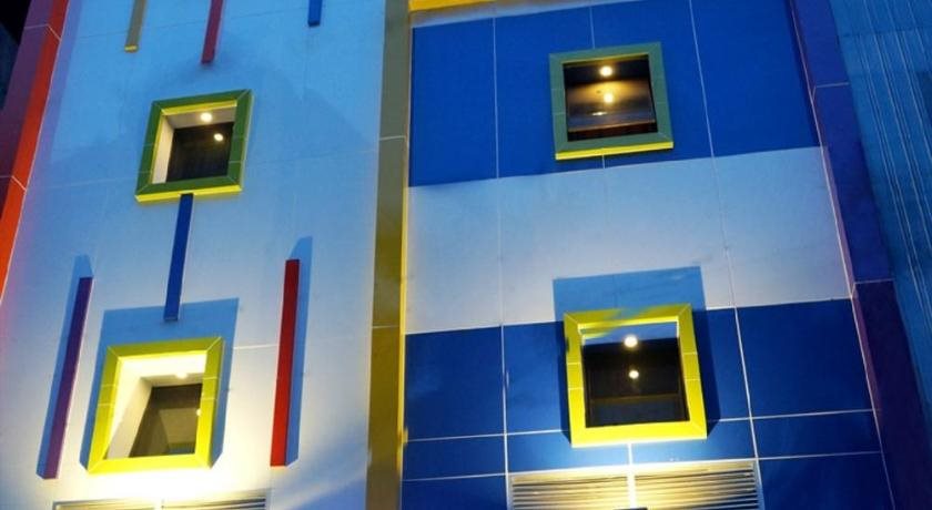 Hotel Sanrina - last minute hotel in Jakarta