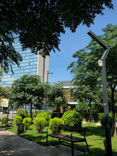 Orexus Tower 2 Bedroom Flat near Holiday Inn Hotel in City Center
