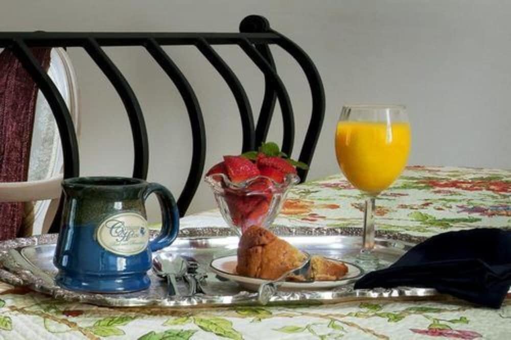 The Carriage House B&B - photo 12