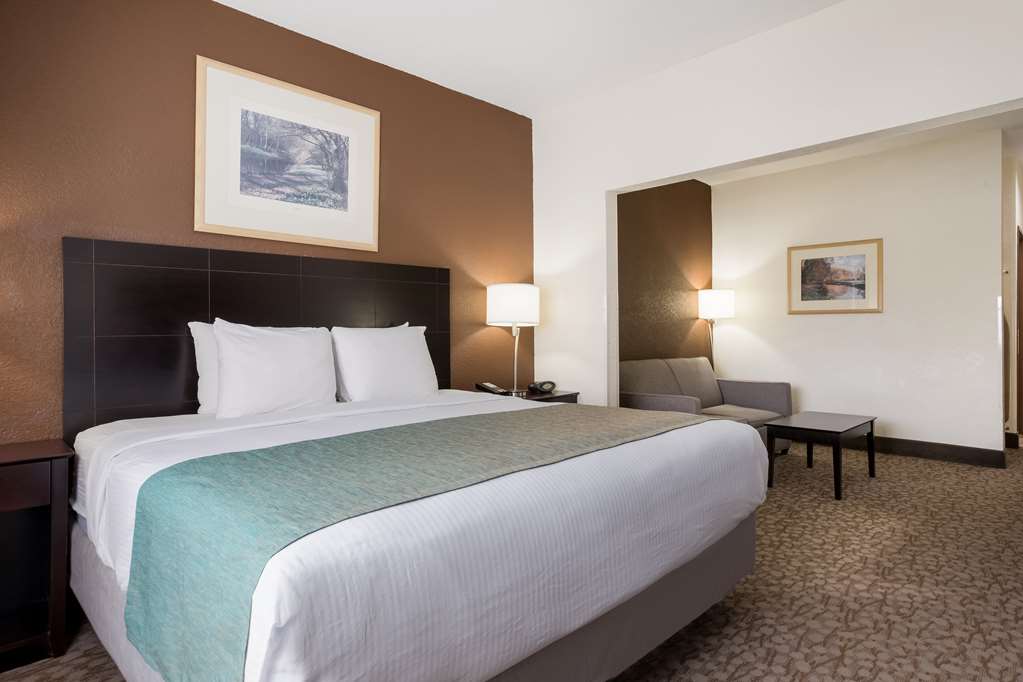 Best Western Kendallville Inn - photo 14