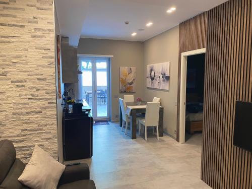 Domus Carola — 4-Star Luxury Hotel in Rome, Italy