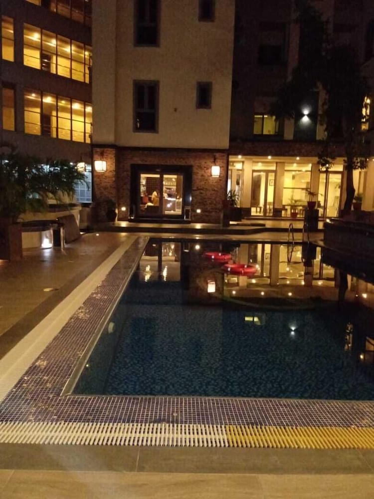 Mulligan Hotel — Lagos — photo 2