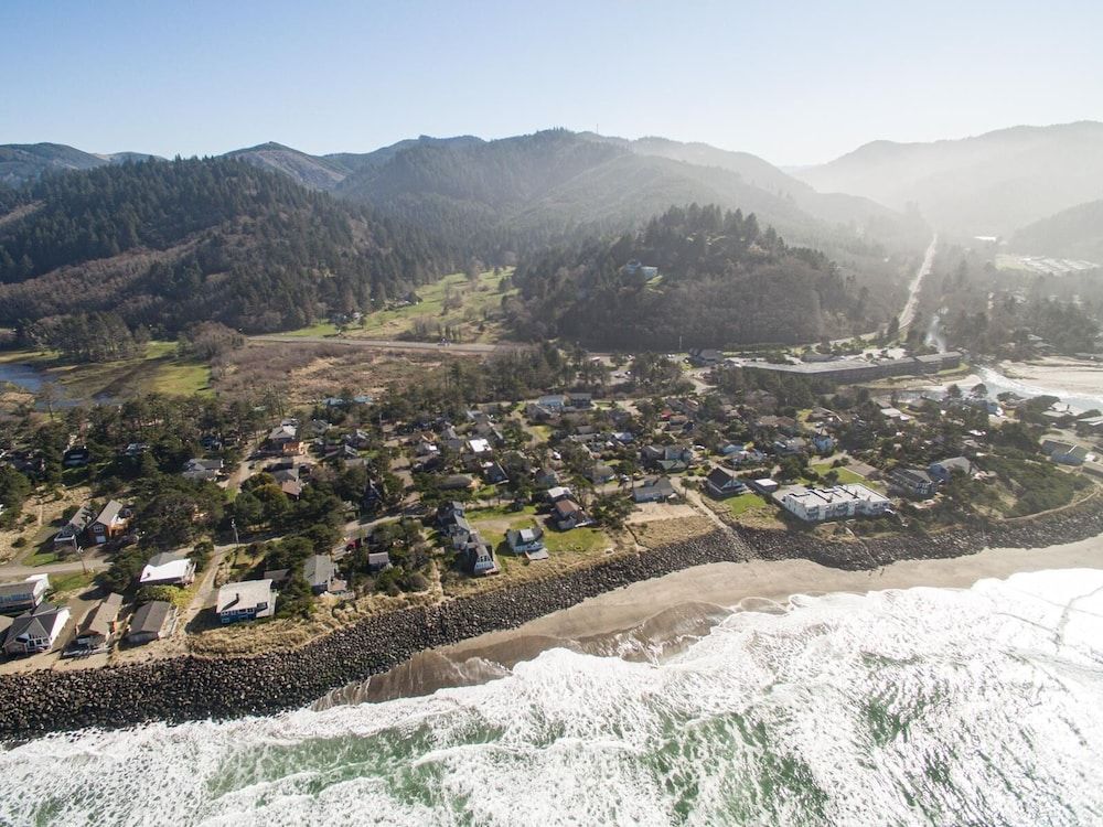 Wave Haven — Cloverdale