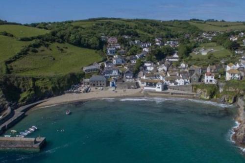 Top Deck Ancient Fishing Village Near to the Beach in St Austell, United Kingdom