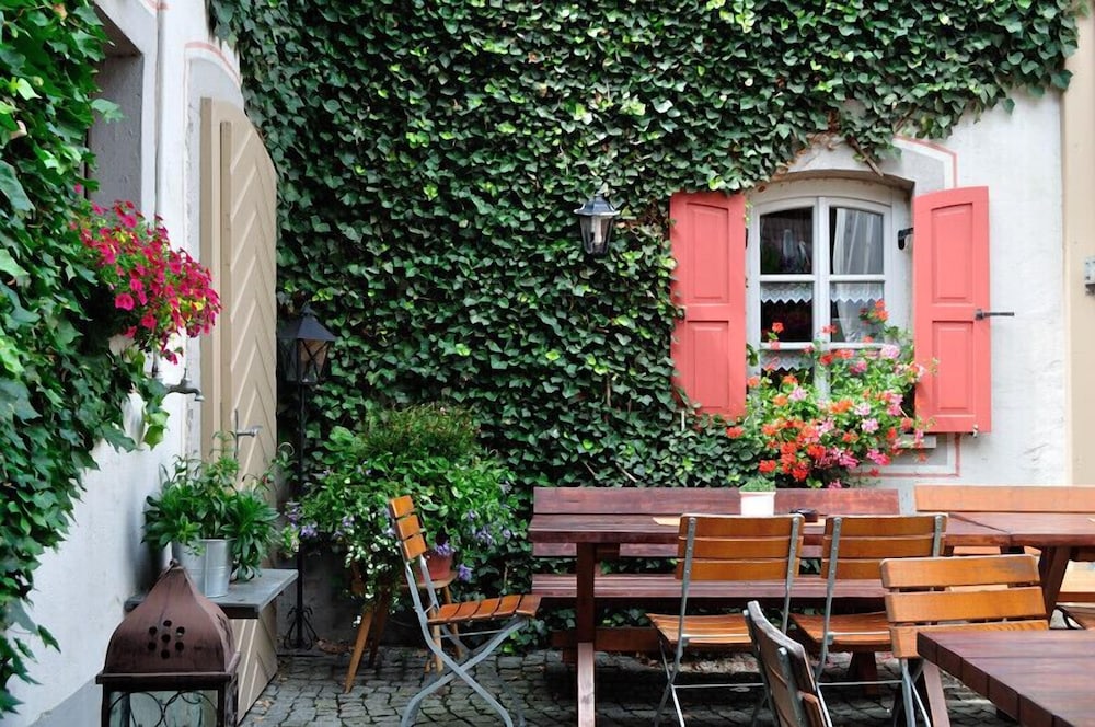 Hotel Schwarzes Ross - carbon neutral hotel in Dettelbach