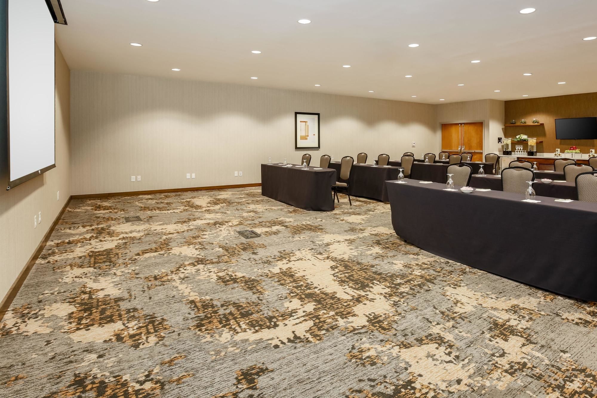 DoubleTree Suites by Hilton Sacramento Rancho Cordova - photo 60