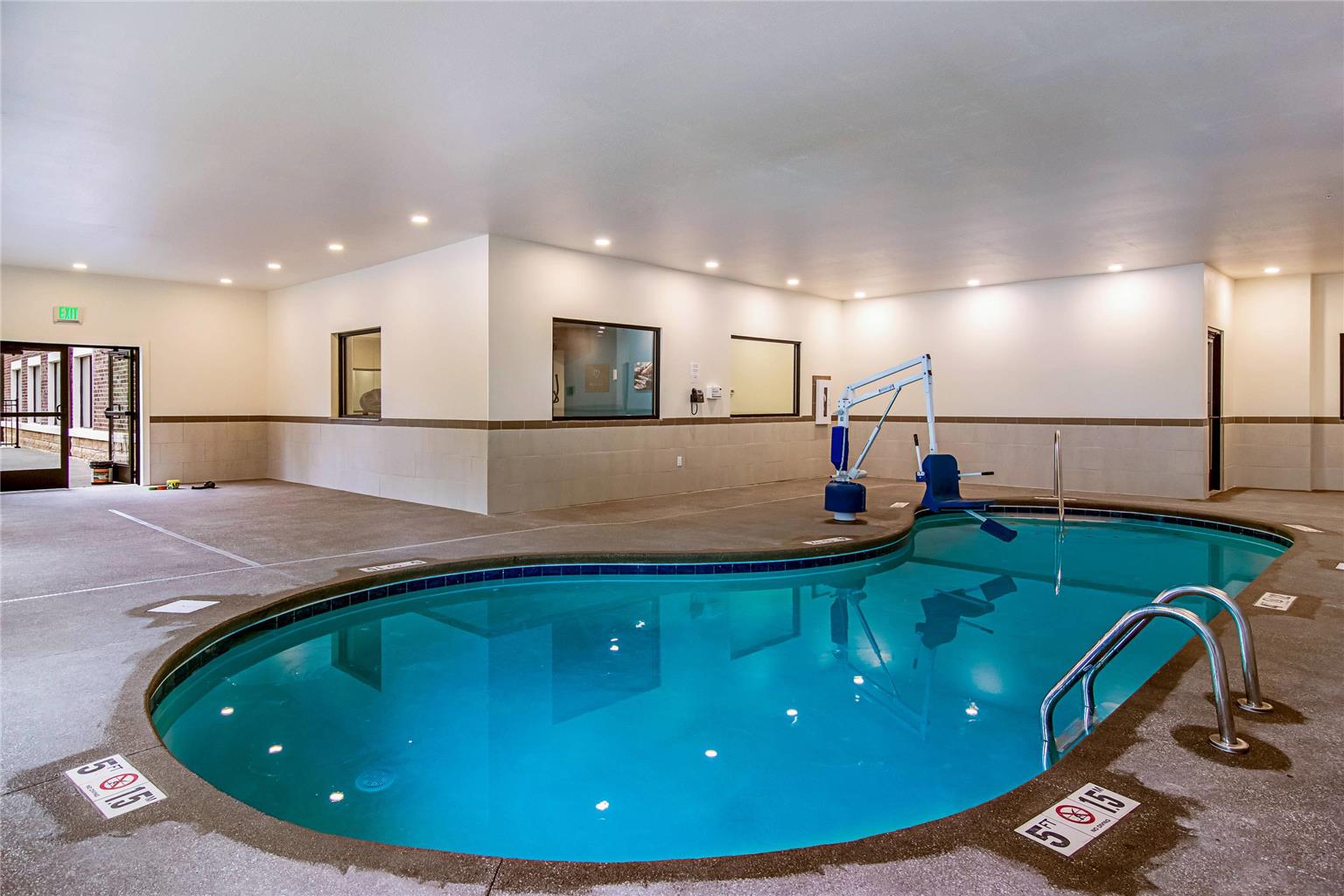 Comfort Suites Wooster near University Campus - photo 33
