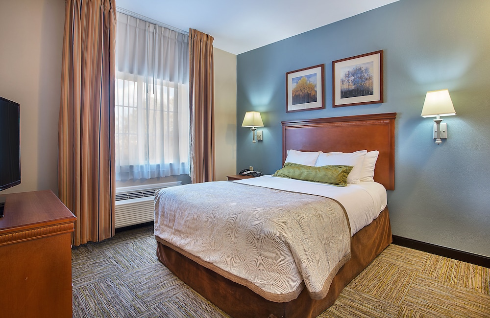 Candlewood Suites Tuscaloosa by IHG - photo 11