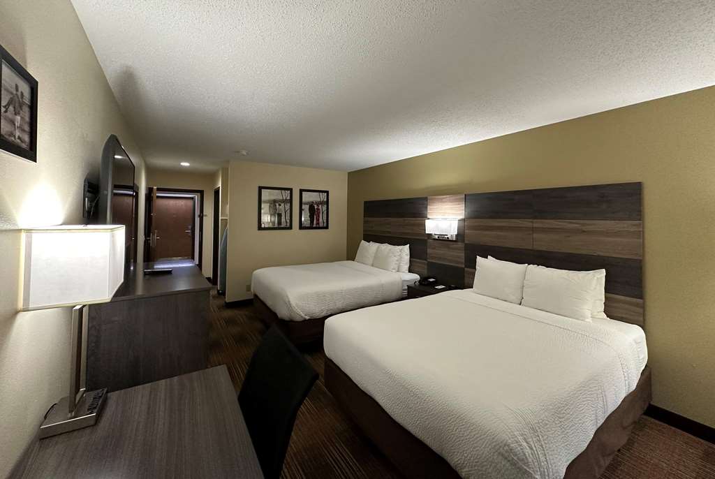 AmericInn by Wyndham Fort Atkinson - photo 15