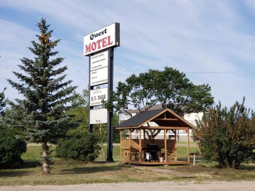 Quest Motel — hotel in Moosomin