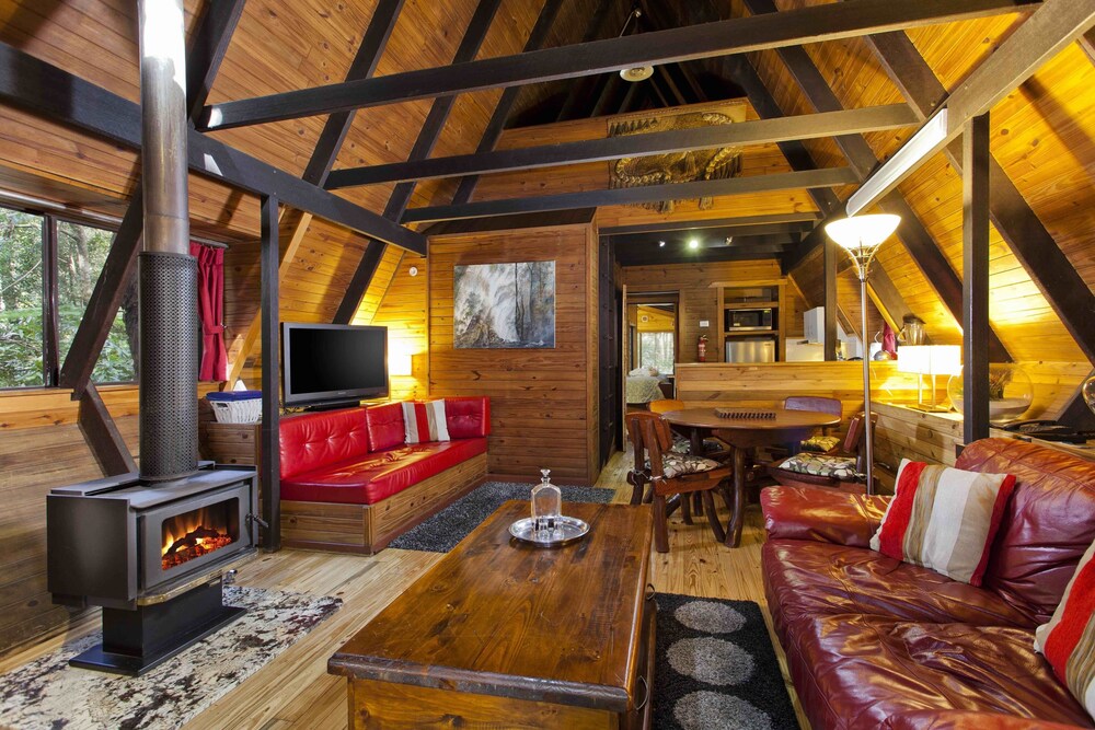 The Mouses House Rainforest Retreat — 4-Star Luxury Hotel in Gold Coast, Australia