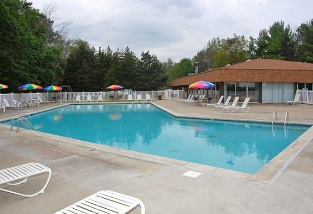 St. Clair Camping Resort — hotel in Marysville