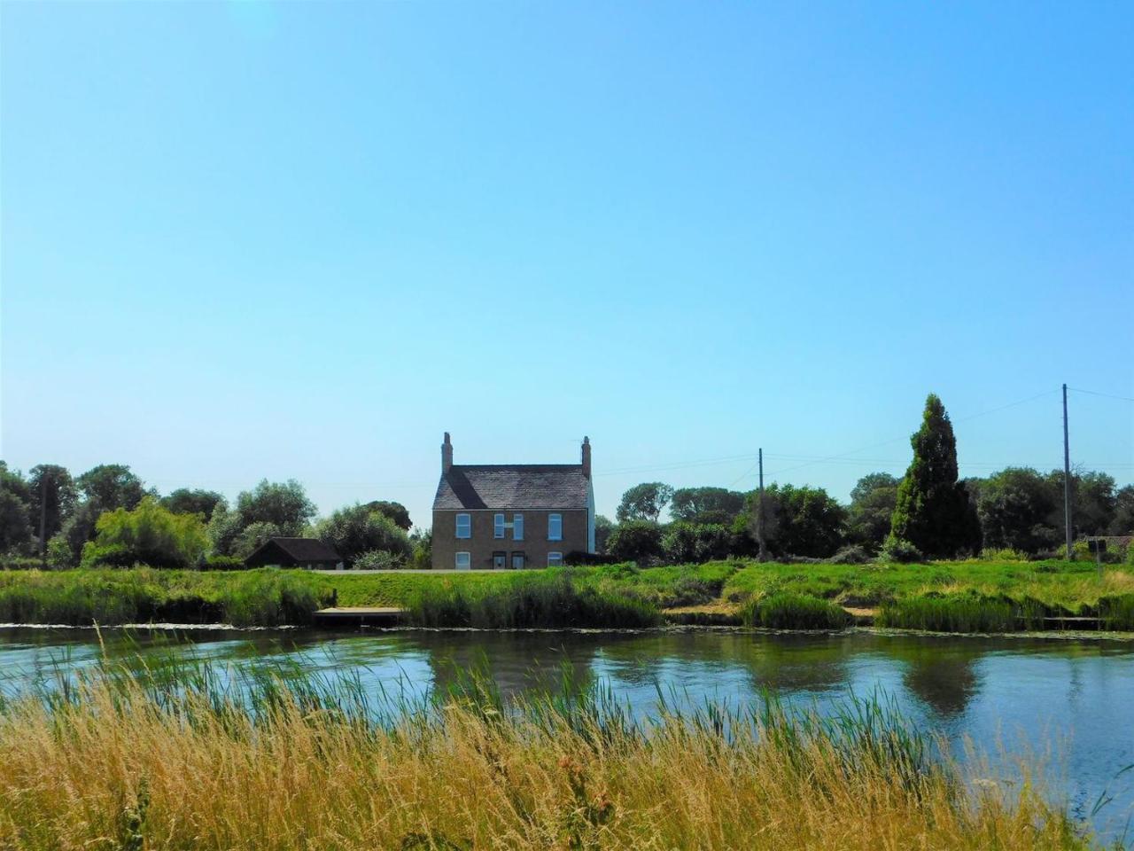 Greenbank Cottage — 4-Star Luxury Hotel in Downham Market, United Kingdom