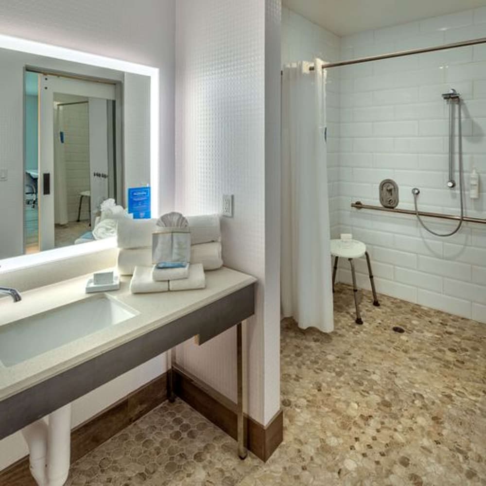 Hampton Inn and Suites South Lake Tahoe - photo 14