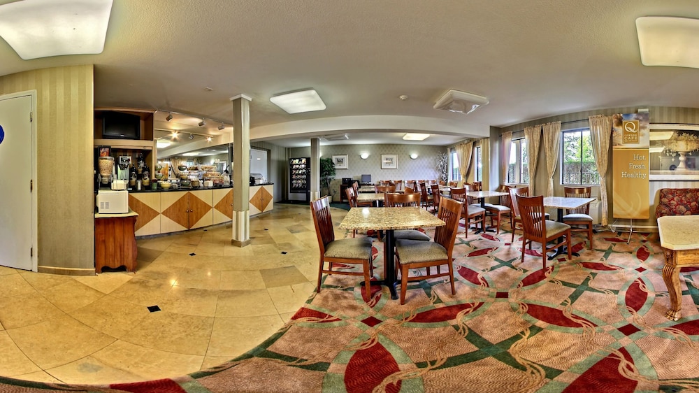 Quality Inn Oakland - photo 31