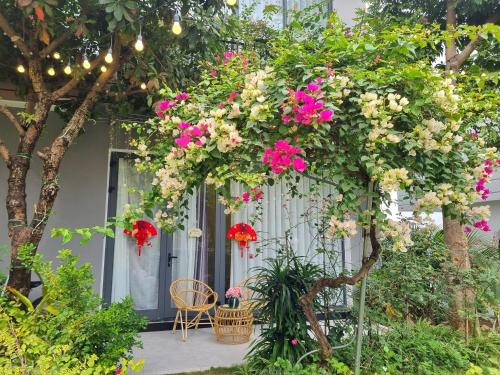 Tropical Villa 3 bedrooms at Venus Resort by Flamingo free entry ticket — 5-Star Luxury Hotel in Phuc Yen, Vietnam