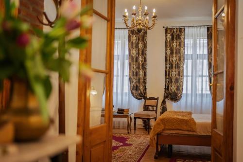 Central Boutique Apartments — 4-Star Luxury Hotel in Sighisoara, Romania