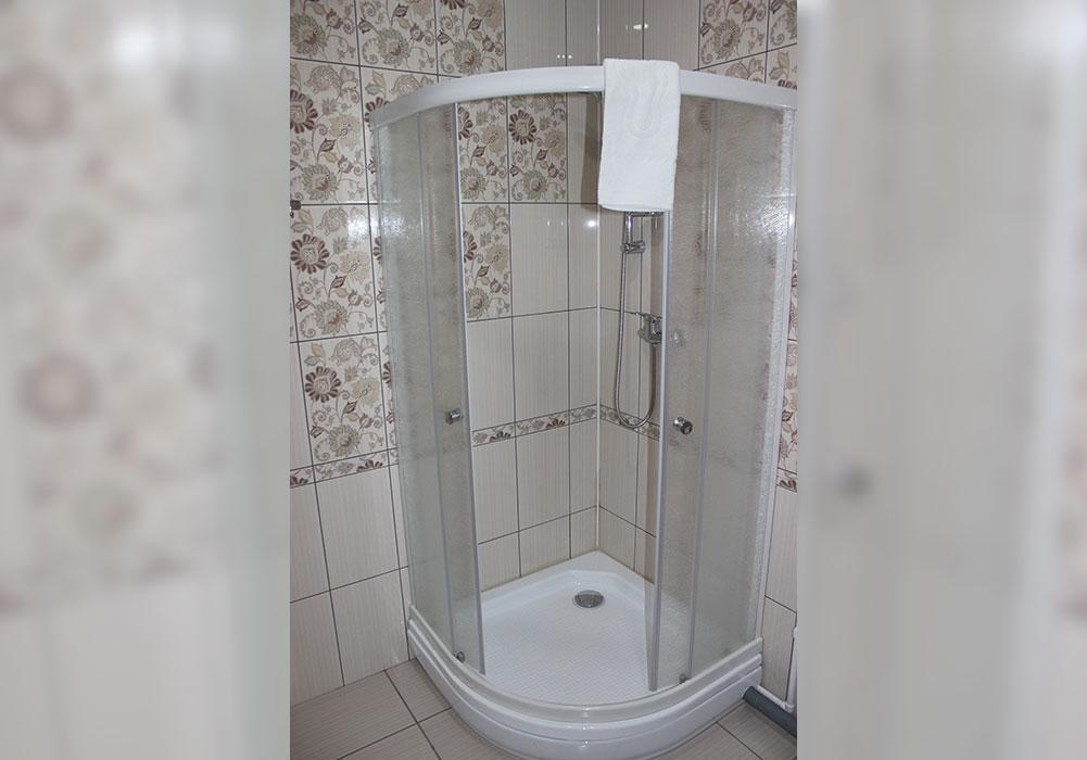Sova - carbon neutral hotel in Oktyabr'skiy