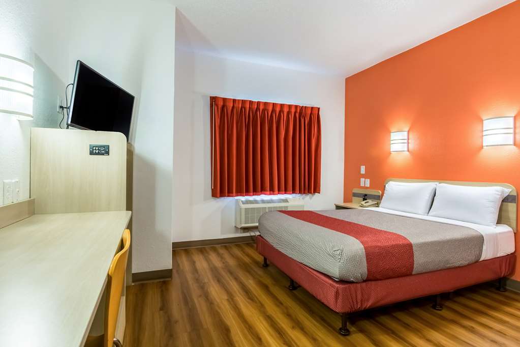 Motel 6 Fort Mill SC Charlotte - photo 14