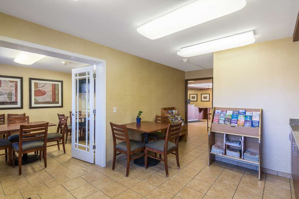 Motel 6 Eau Claire WI - photo 31