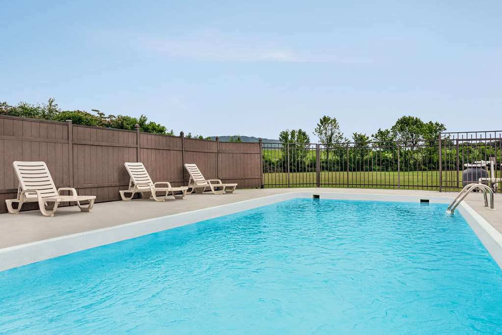 Howard Johnson By Wyndham Chattanooga Lookout Mountain I 24 — Chattanooga