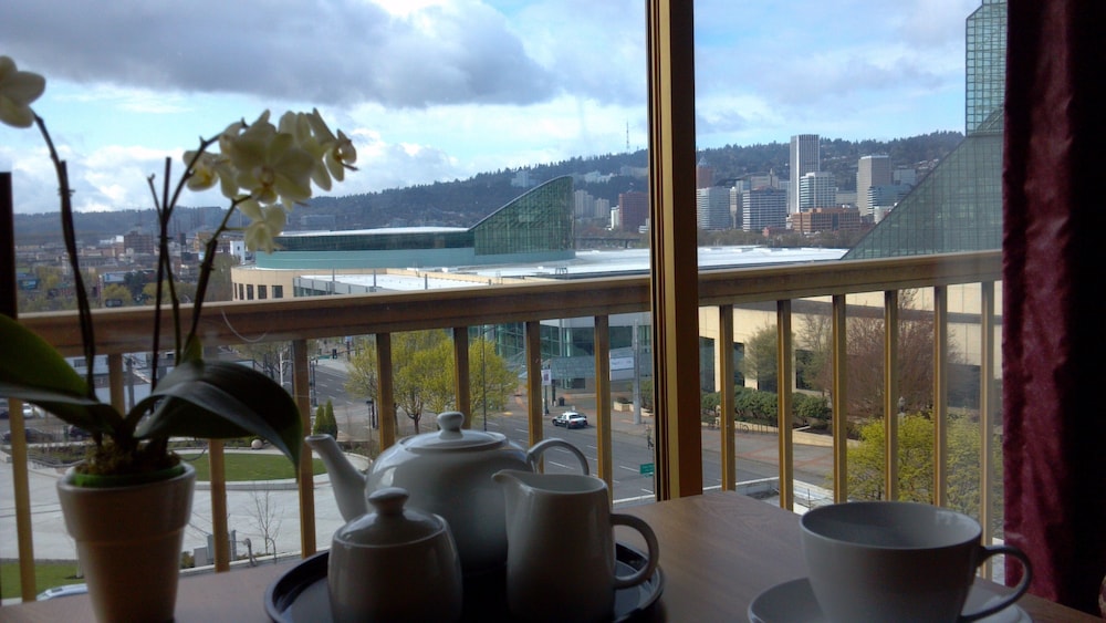 Inn At The Convention Center - photo 25