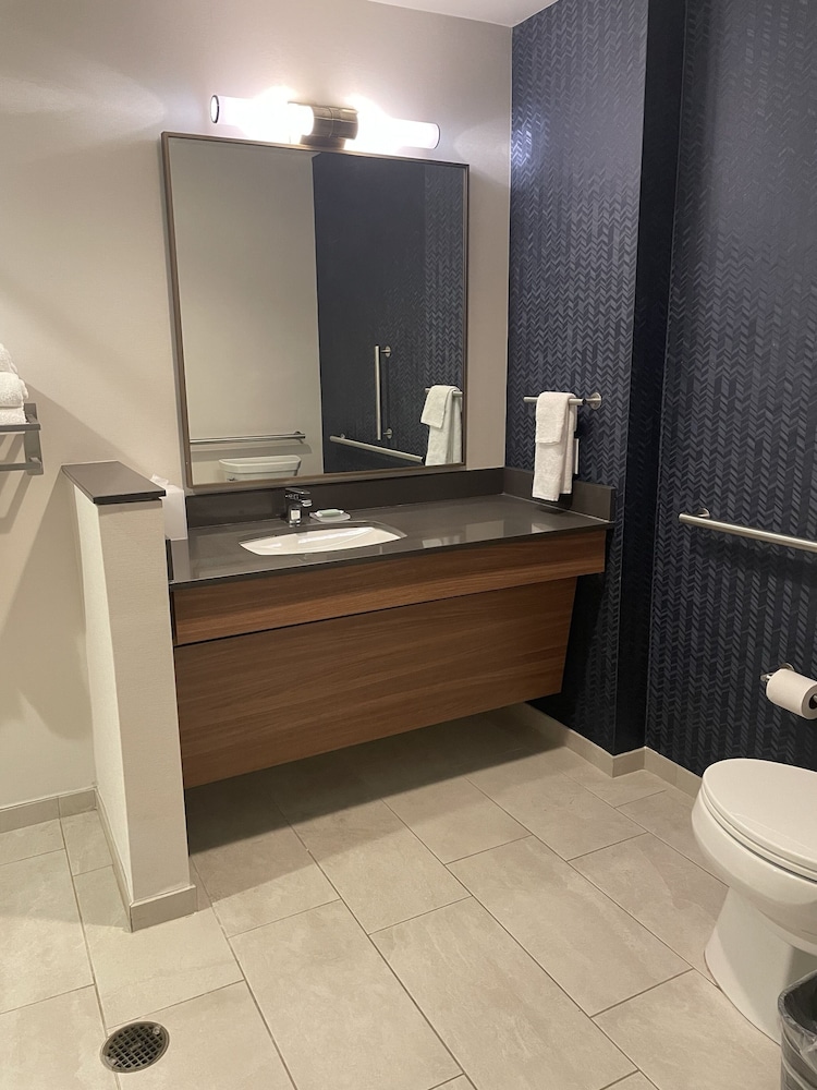 Fairfield by Marriott Inn & Suites Deerfield Beach Boca Raton - photo 15