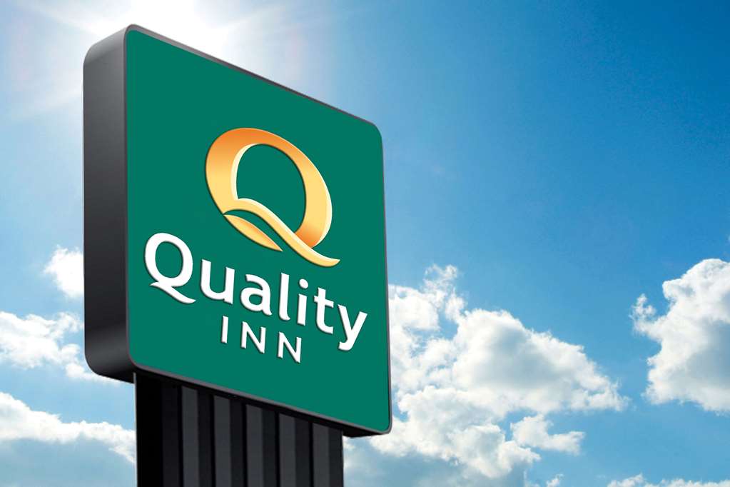 Quality Inn West Des Moines Clive - photo 2