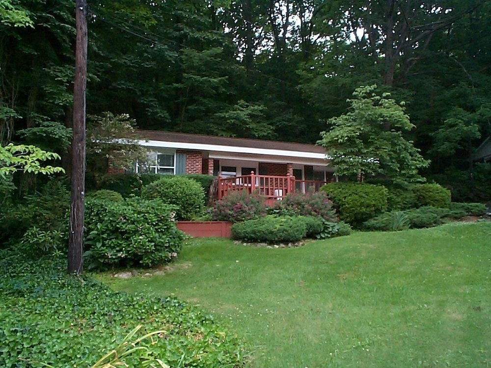 Mountain Aire Cottages & Inn - photo 290