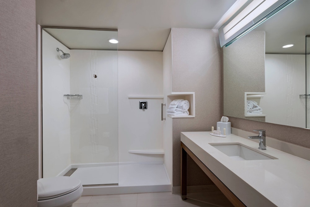 Courtyard by Marriott Jackson Madison - photo 22