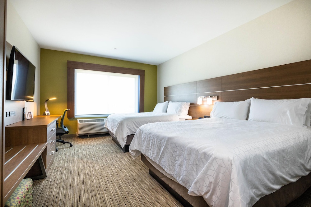 Holiday Inn Express & Suites San Jose Silicon Valley - photo 20