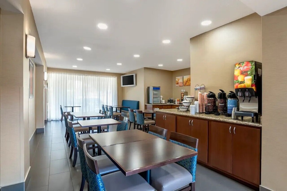 Comfort Inn Greenville I 65 - photo 15
