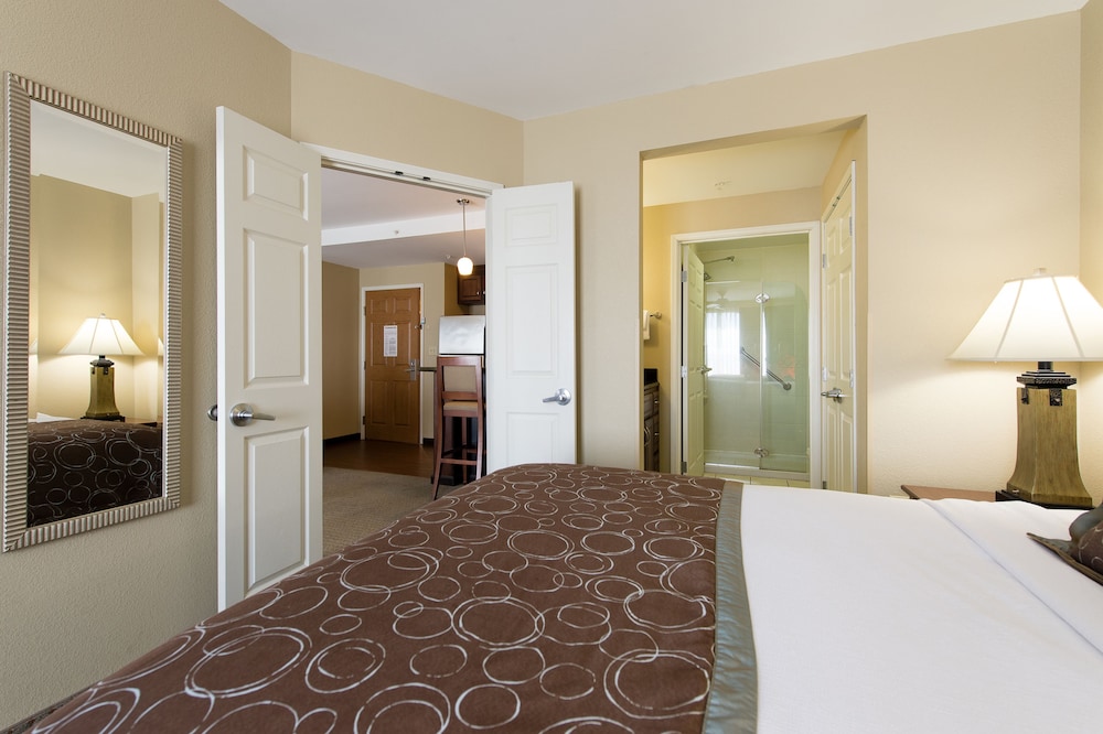 Staybridge Suites Charleston Ashley Phosphate - photo 7