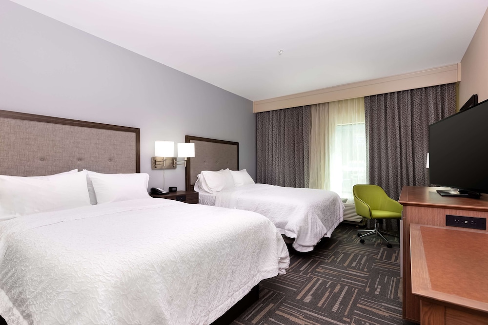 Hampton Inn Wetumpka - photo 18