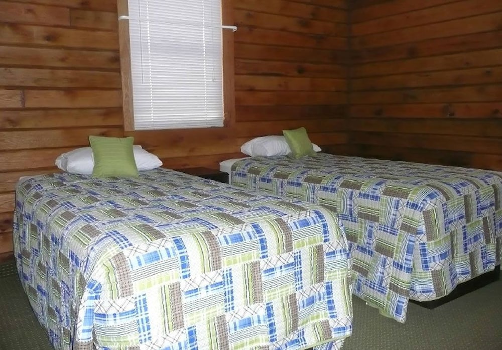 Mariner's Village Resort - photo 5