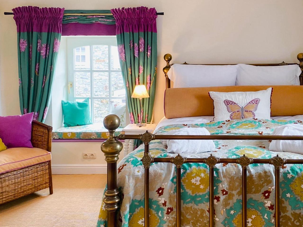 High Moor Cottage — 4-Star Luxury Hotel in Jalhay, Belgium