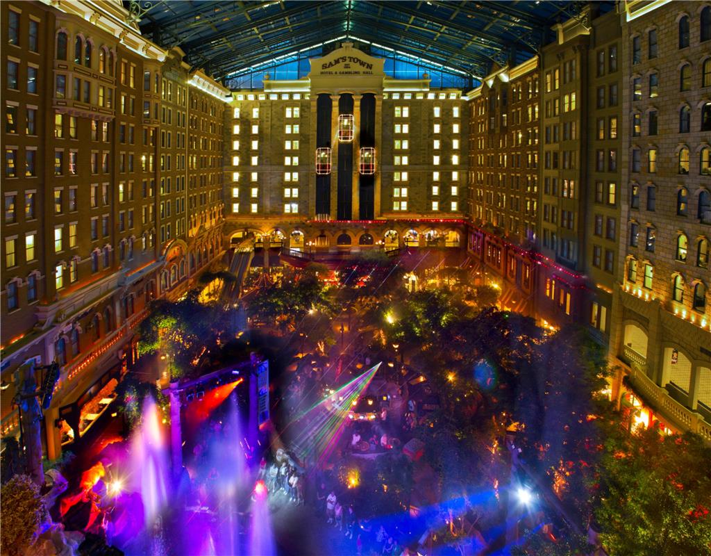 Sam's Town Hotel & Gambling Hall - photo 26