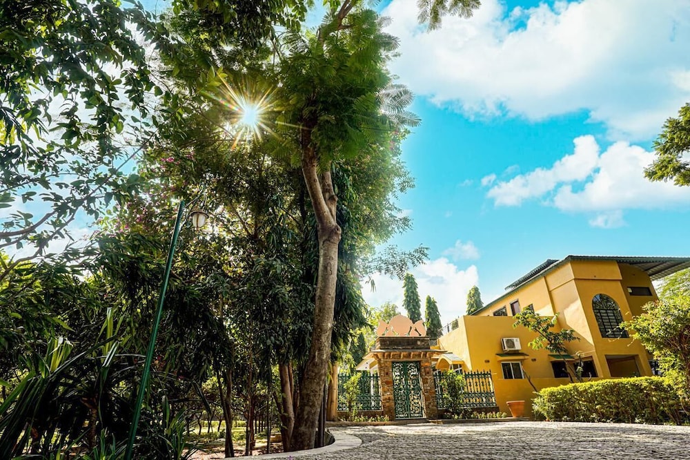 The Cabana Resort - last minute hotel in Udaipur