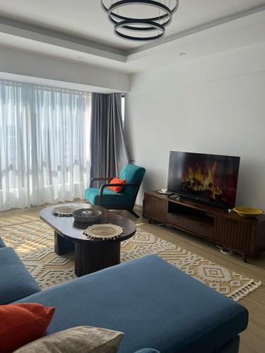 Scenic 15th floor 2Br at Sports Road Westlands with Master En suite