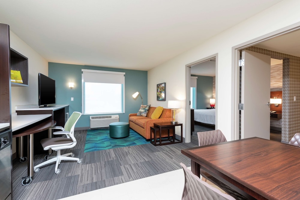 Home2 Suites by Hilton Appleton - photo 9