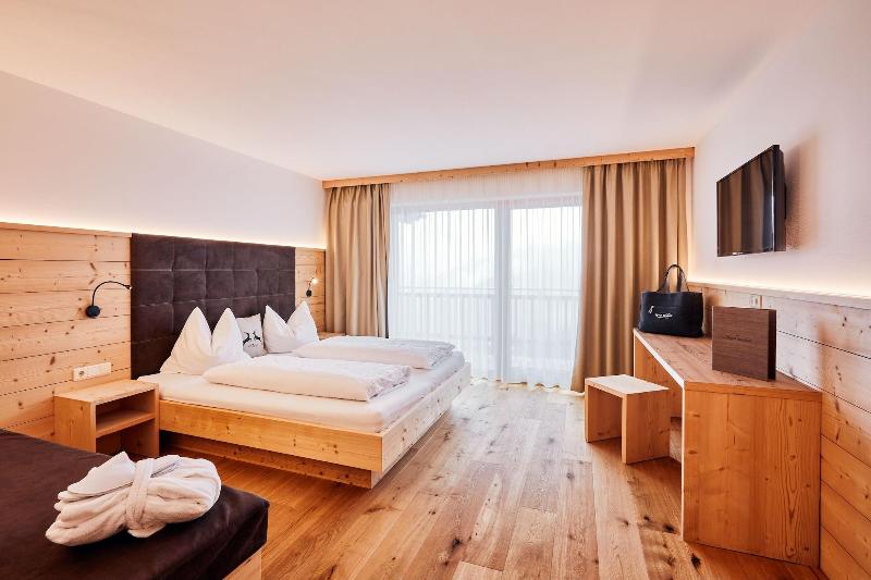 Hotel Kristall — hotel in Rio Di Pusteria